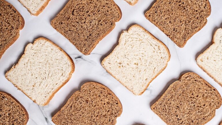 some types of bread have carbohydrates called FODMAPs that may cause gut discomfort